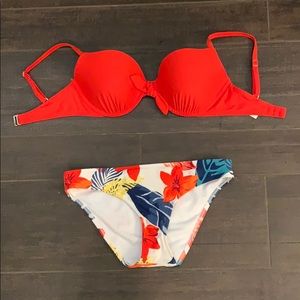 Hollister Bikini Set